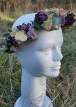 Load image into Gallery viewer, Lenton Rosa Dried Flower Crown
